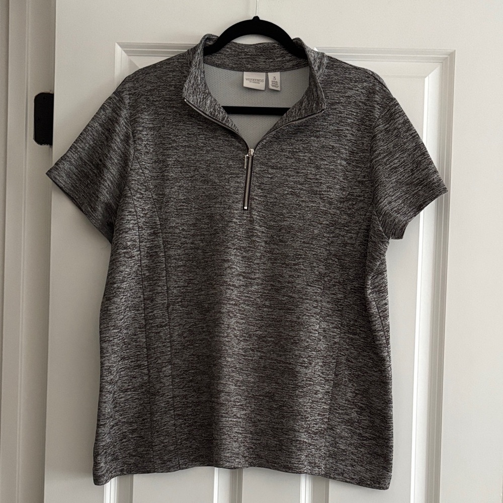 Chico’s weekender Gray Half-Zip Women's Top. Chico’s size 3. Excellent condition